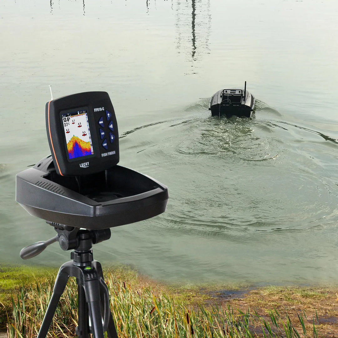 LUCKY FF918 Remote Control Bait Boat Fish Finder 3.5" LCD perating range 300m Depth Range 100M Wireless