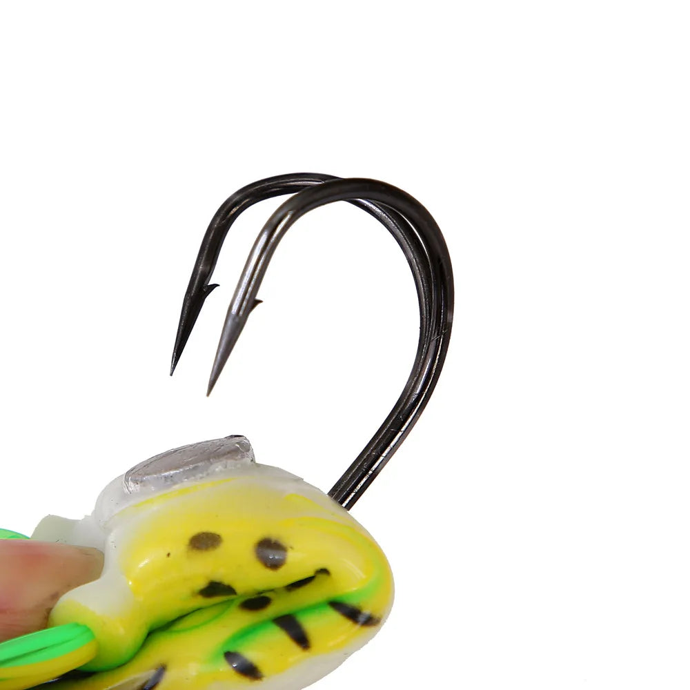 1 Pcs 5G 8.5G 13G 17.5G Frog Lure Soft Tube Bait Plastic Fishing Lure with Fishing Hooks Top Water Ray Frog Artificial 3D Eyes