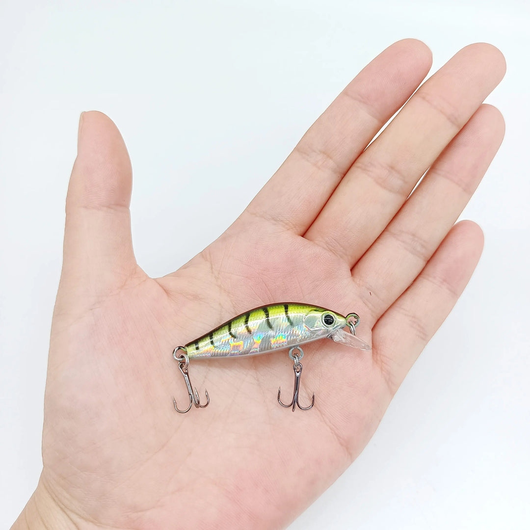 DUODUOYU 1PCS Sinking Minnow 45mm 4.5g Fishing Lure Micro Artificial Hard Bait Longcast Wobblers for Trout Bass Pike Tackle